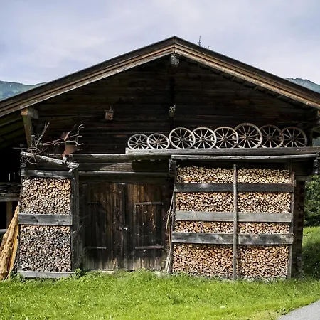 卡斯佩尔保尔公寓 公寓 *